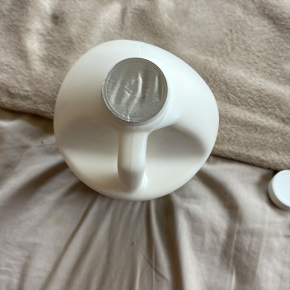 Massage Table - Picture 8 of 8